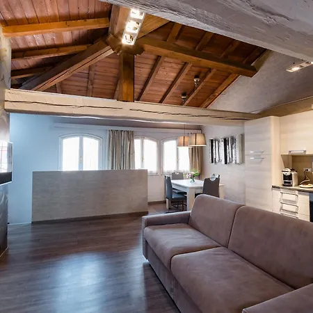 Hotel Centrale فندق